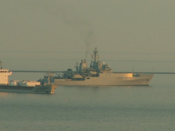 Vojenské lode v Plymouth Sound